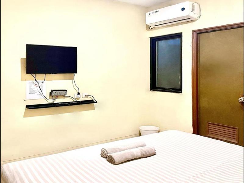 Guest House Permata Tawakal Jakarta Buitenkant foto