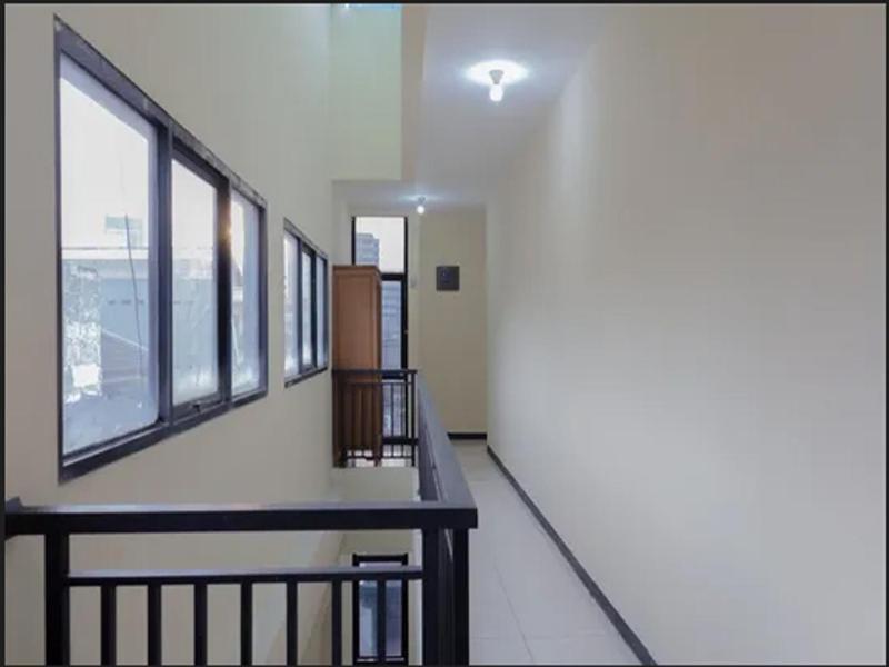 Guest House Permata Tawakal Jakarta Buitenkant foto